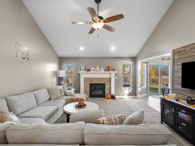 Builiding view twelve for 52802 Delena, Macomb, MI. 48042