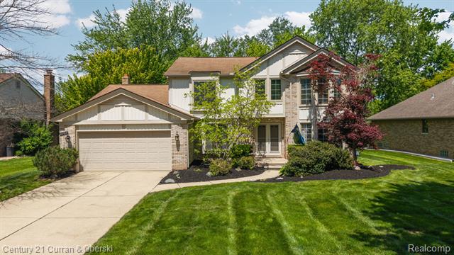 Builiding view fifty three for 44962 Steeple Path, Novi, MI. 48375