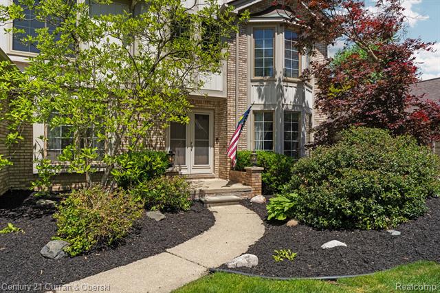 Builiding view one for 44962 Steeple Path, Novi, MI. 48375
