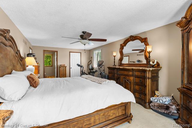 Builiding view thirty four for 44962 Steeple Path, Novi, MI. 48375