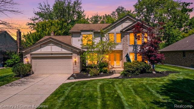front view for 44962 Steeple Path, Novi, Mi. 48375