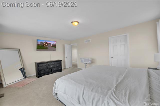 Builiding view fifteen for 50647 Bredenbury, Macomb, MI. 48044