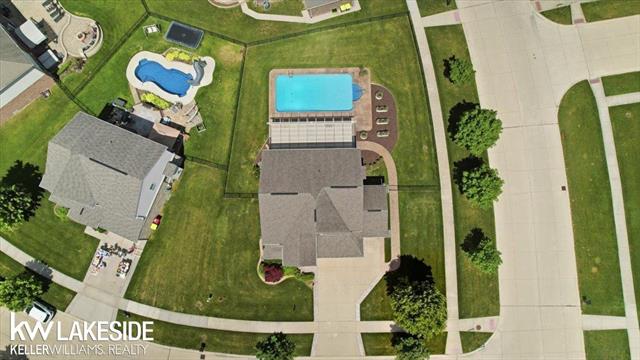 Builiding view fifty four for 21965 Bellewood, Macomb, MI. 48044