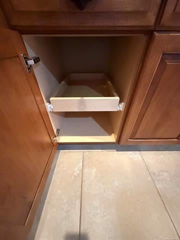 Builiding view thirty nine for 52229 Tacoma Narrows, Macomb, MI. 48042