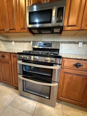 Builiding view thirty three for 52229 Tacoma Narrows, Macomb, MI. 48042