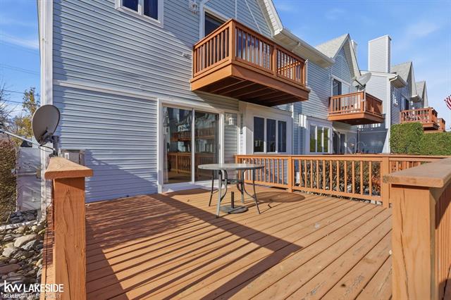 Builiding view five for 140 Kenyon, Algonac, MI. 48001