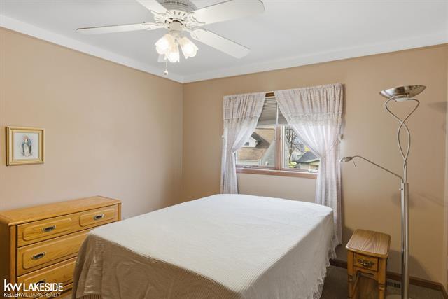 Builiding view nineteen for 140 Kenyon, Algonac, MI. 48001