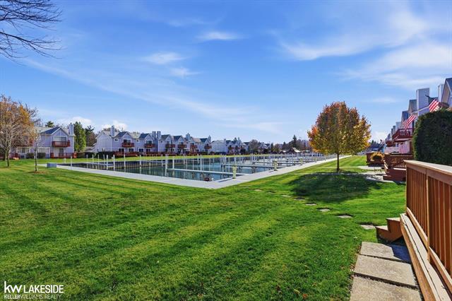 Builiding view six for 140 Kenyon, Algonac, MI. 48001