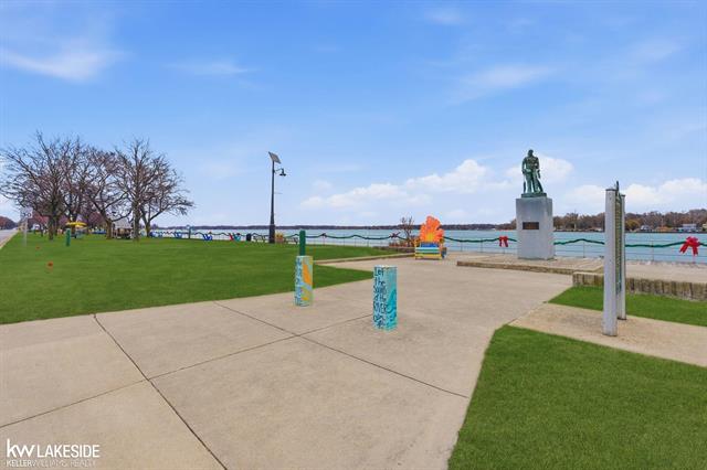 Builiding view thirty eight for 140 Kenyon, Algonac, MI. 48001