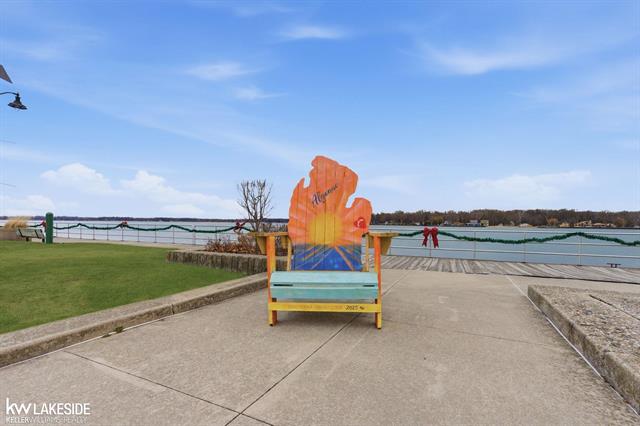 Builiding view thirty seven for 140 Kenyon, Algonac, MI. 48001