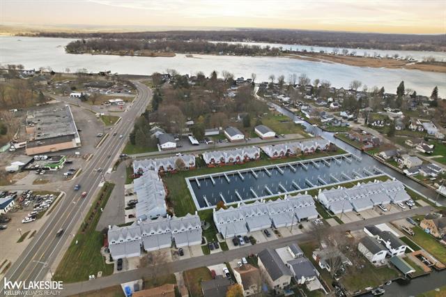 Builiding view thirty two for 140 Kenyon, Algonac, MI. 48001