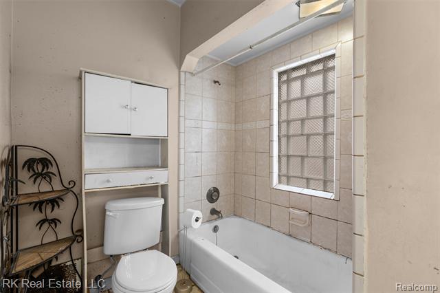 Builiding view eighteen for 1125 E Hayes, Hazel Park, MI. 48030