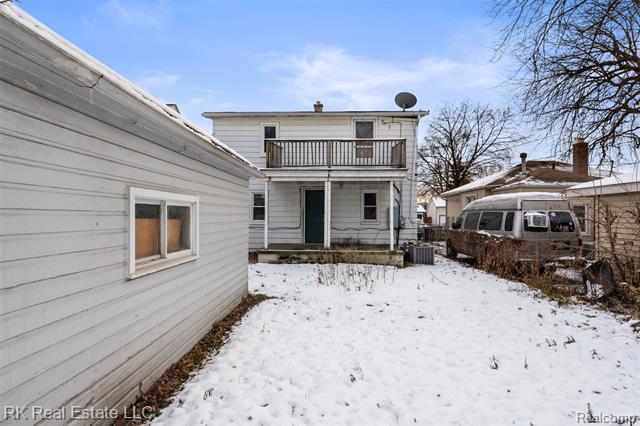 Builiding view thirty two for 1125 E Hayes, Hazel Park, MI. 48030