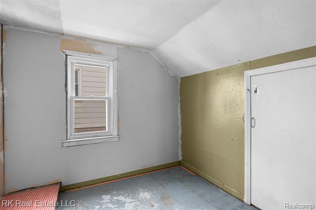 Builiding view twenty six for 1125 E Hayes, Hazel Park, MI. 48030