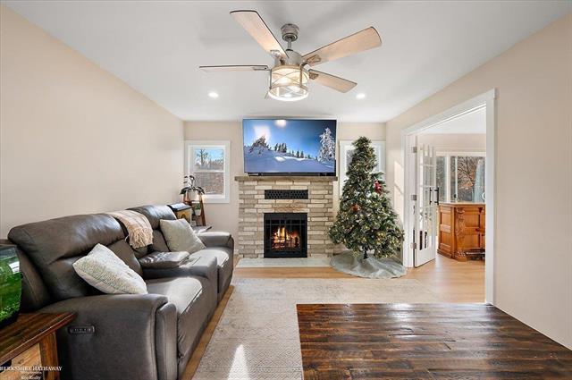 Builiding view fifteen for 8846 Stone, Algonac, MI. 48001