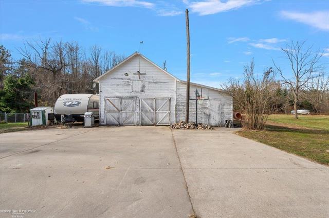 Builiding view thirty four for 8846 Stone, Algonac, MI. 48001