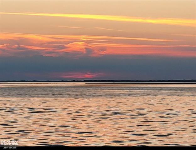 Builiding view thirty nine for 8014 Anchor Bay, Algonac, MI. 48001