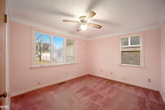 Builiding view thirty one for 8014 Anchor Bay, Algonac, MI. 48001