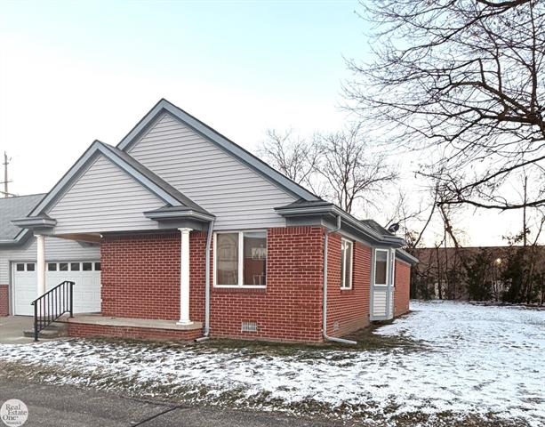 Builiding view twenty eight for 326 Heritage Way, Algonac, MI. 48001