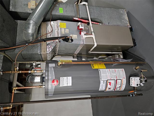 Builiding view thirteen for 22023 W Brandon, Farmington, MI. 48336