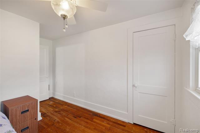 Builiding view forty five for 9669 Dixie Hwy, Fair Haven, MI. 48023