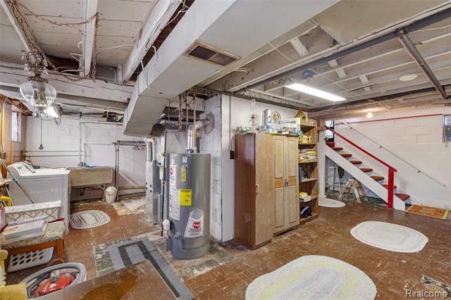 Builiding view forty nine for 9669 Dixie Hwy, Fair Haven, MI. 48023