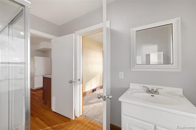 Builiding view twenty eight for 9669 Dixie Hwy, Fair Haven, MI. 48023