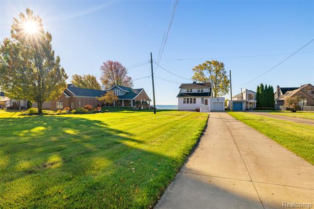 Builiding view two for 9669 Dixie Hwy, Fair Haven, MI. 48023