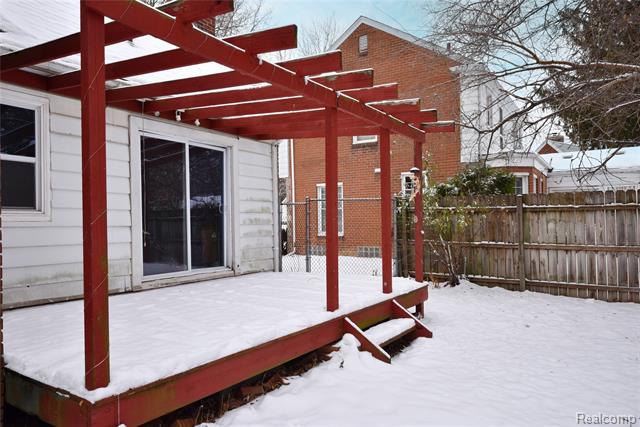 Builiding view nineteen for 17228 Dorset, Southfield, MI. 48075