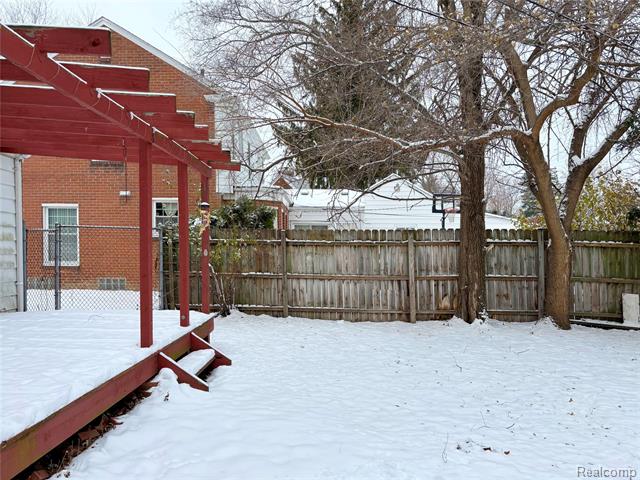 Builiding view twenty for 17228 Dorset, Southfield, MI. 48075