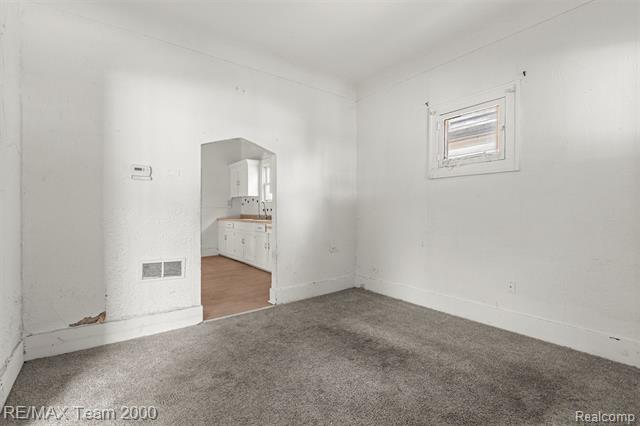 Builiding view four for 334 E Milton, Hazel Park, MI. 48030