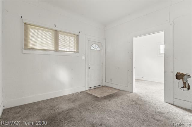 Builiding view seven for 334 E Milton, Hazel Park, MI. 48030