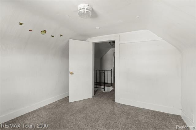 Builiding view twenty five for 334 E Milton, Hazel Park, MI. 48030