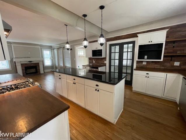 Builiding view fourteen for 6626 S River, Marine City, MI. 48039