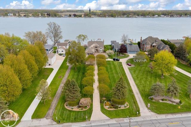 Builiding view eighty six for 7827 S River Gara, Marine City, MI. 48039