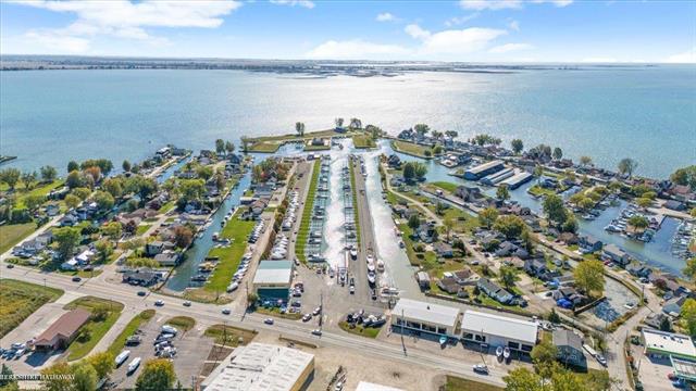 Builiding view forty seven for 7811 Alexandria, Fair Haven, MI. 48023