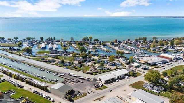 Builiding view forty six for 7811 Alexandria, Fair Haven, MI. 48023