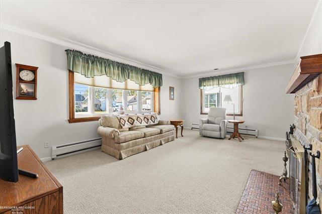 Builiding view seven for 7811 Alexandria, Fair Haven, MI. 48023