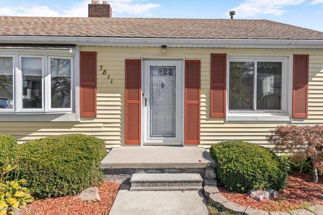 Builiding view two for 7811 Alexandria, Fair Haven, MI. 48023