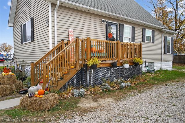 Builiding view four for 226 Bell, Marine City, MI. 48039