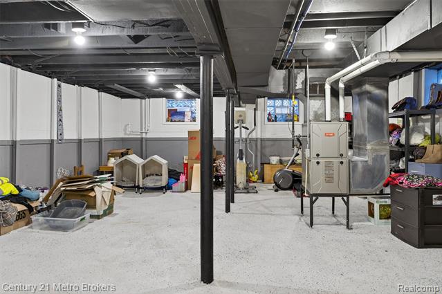 Builiding view seventeen for 226 Bell, Marine City, MI. 48039