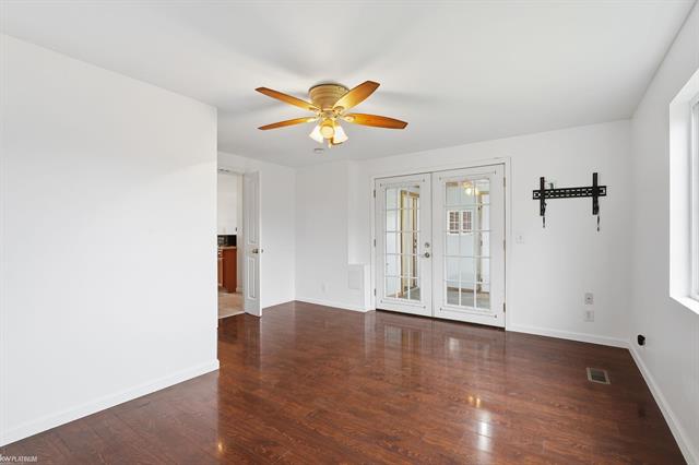 Builiding view fourteen for 6053 Meldrum, Fair Haven, MI. 48023