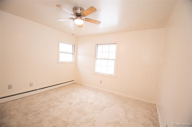 Builiding view fifteen for 21875 Beech, Southfield, MI. 48033