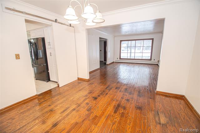 Builiding view thirty one for 21875 Beech, Southfield, MI. 48033