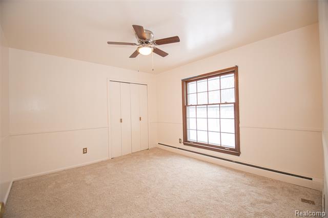 Builiding view twelve for 21875 Beech, Southfield, MI. 48033