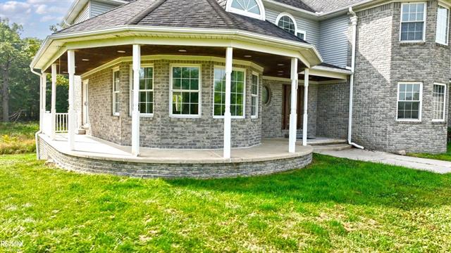 Builiding view fifty five for 7791 Arnold, Fair Haven, MI. 48023