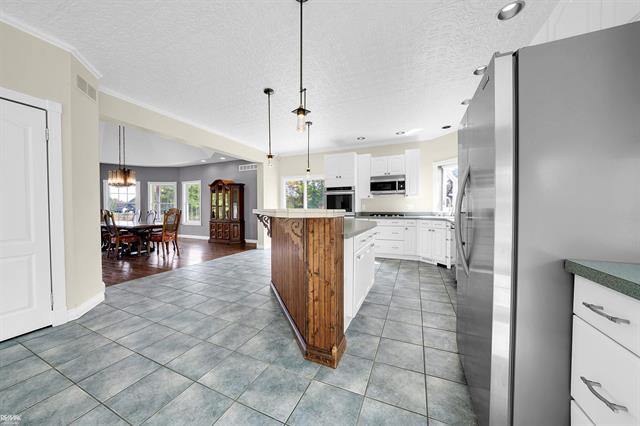 Builiding view nineteen for 7791 Arnold, Fair Haven, MI. 48023