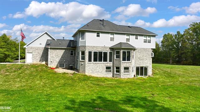 Builiding view three for 7791 Arnold, Fair Haven, MI. 48023