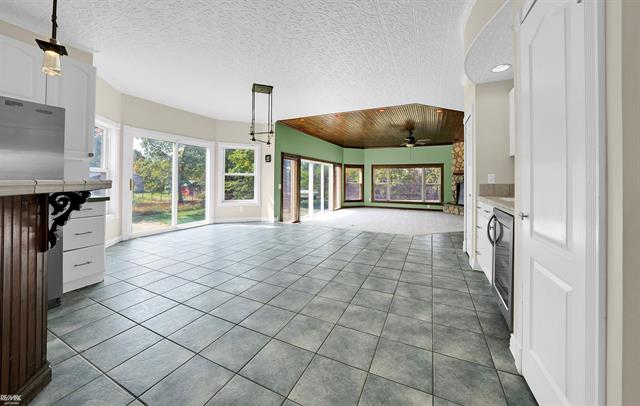 Builiding view twenty for 7791 Arnold, Fair Haven, MI. 48023