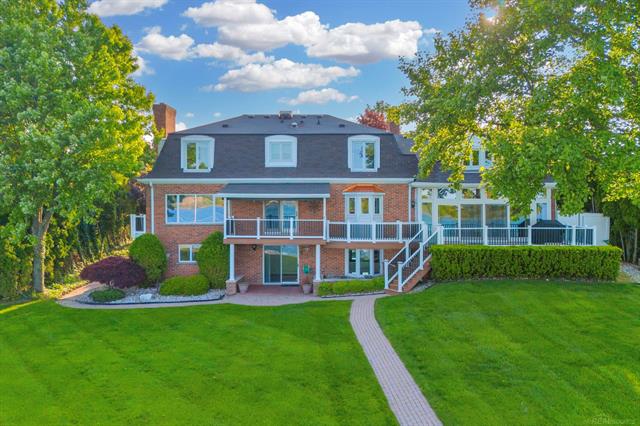 Builiding view two for 4243 River, East China, MI. 48054